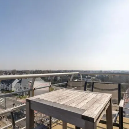 Apollo X With Seaview Apartamento *