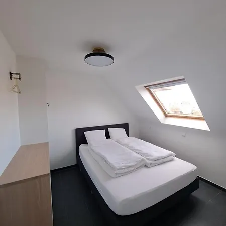 Apollo X With Seaview Apartment