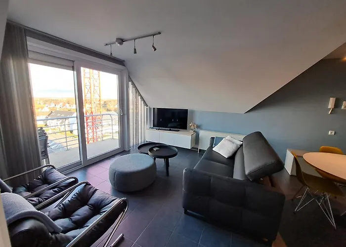 Apollo X With Seaview *